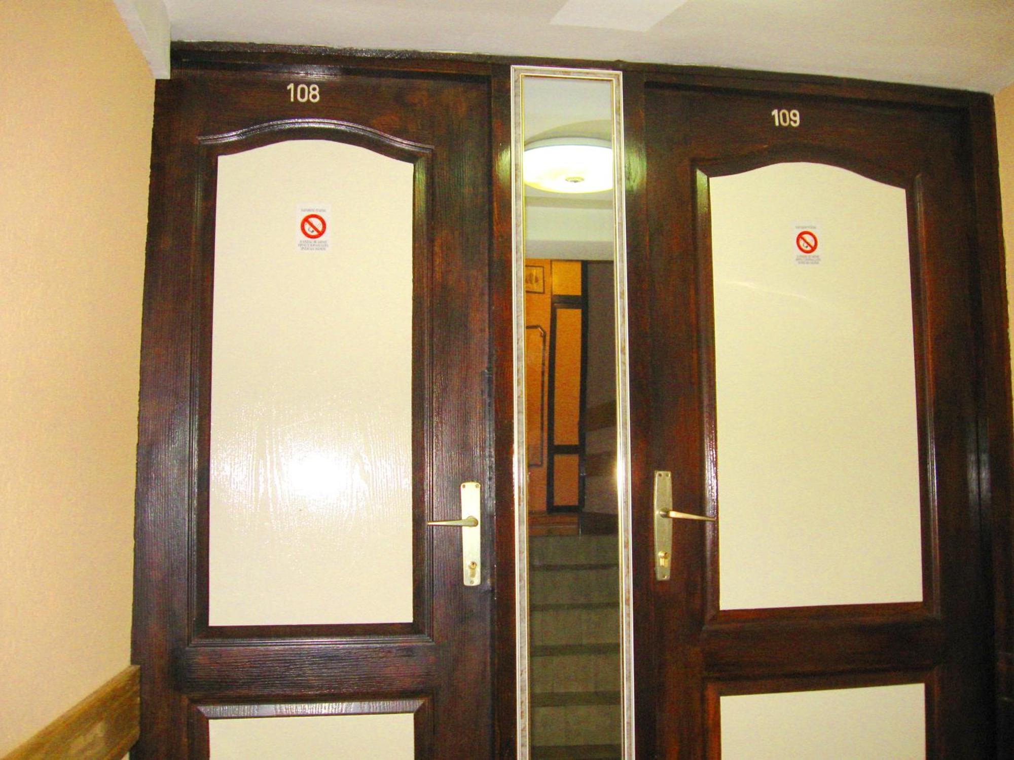 Amfora Rooms Caribrod Dimitrovgrad Luaran gambar
